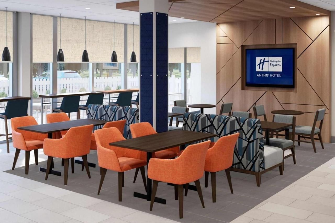 Holiday Inn Express & Suites - Hollister By Ihg Exterior foto