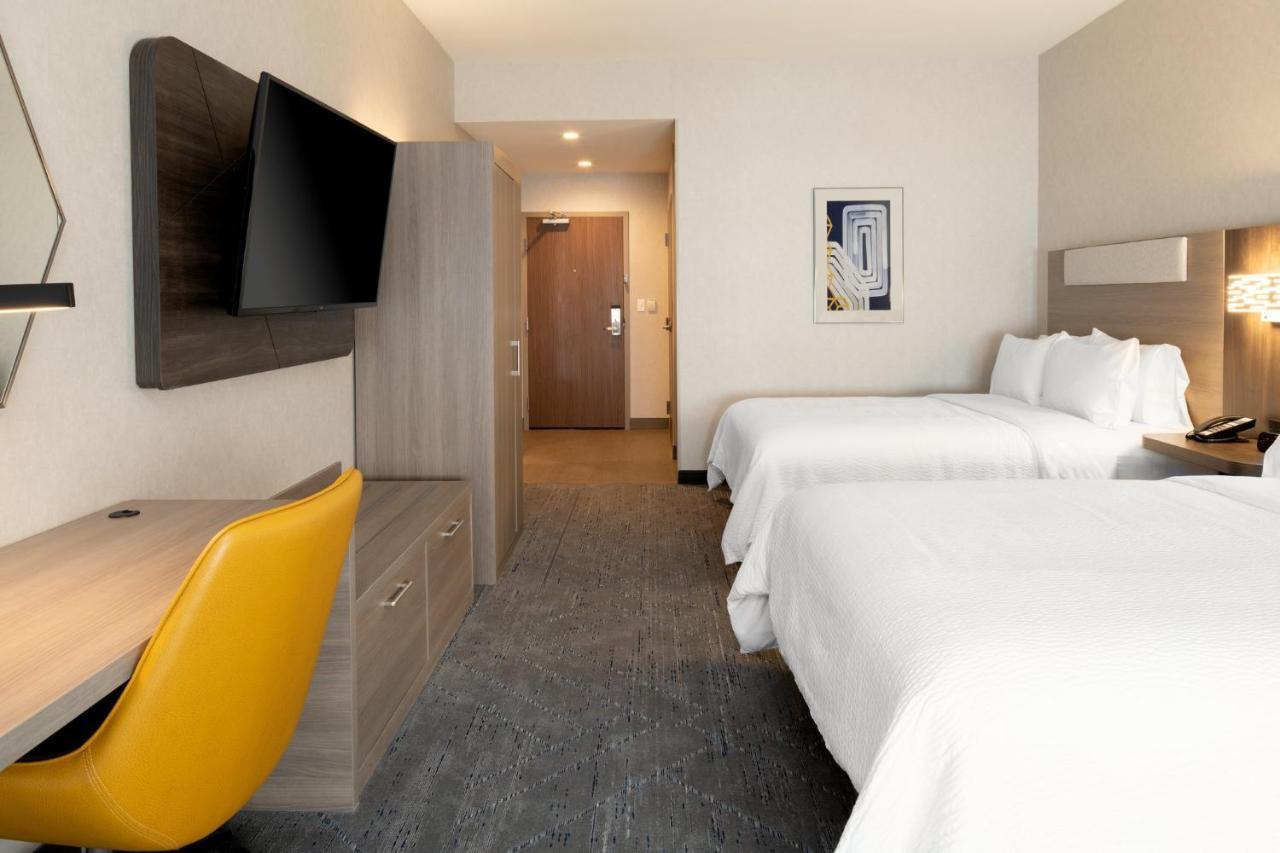 Holiday Inn Express & Suites - Hollister By Ihg Exterior foto
